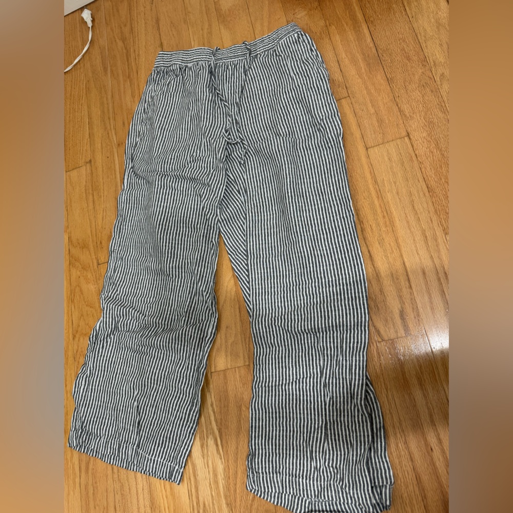 *NEVER WORN* Old Navy Pants